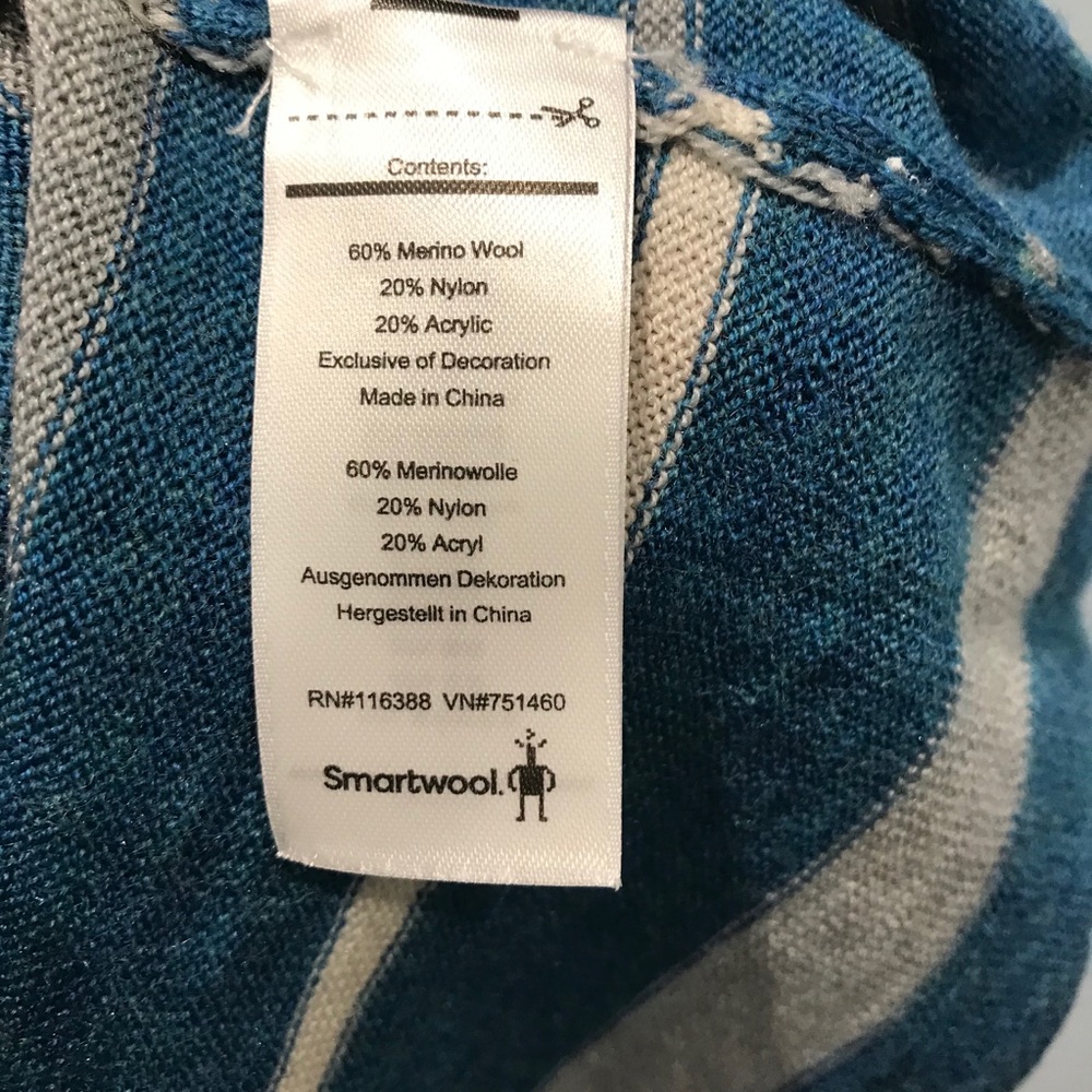 EUC Smartwool V-Neck Striped Wool Blue Sweater - Picture 8 of 8